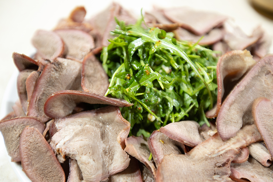 Копченый говяжий язык